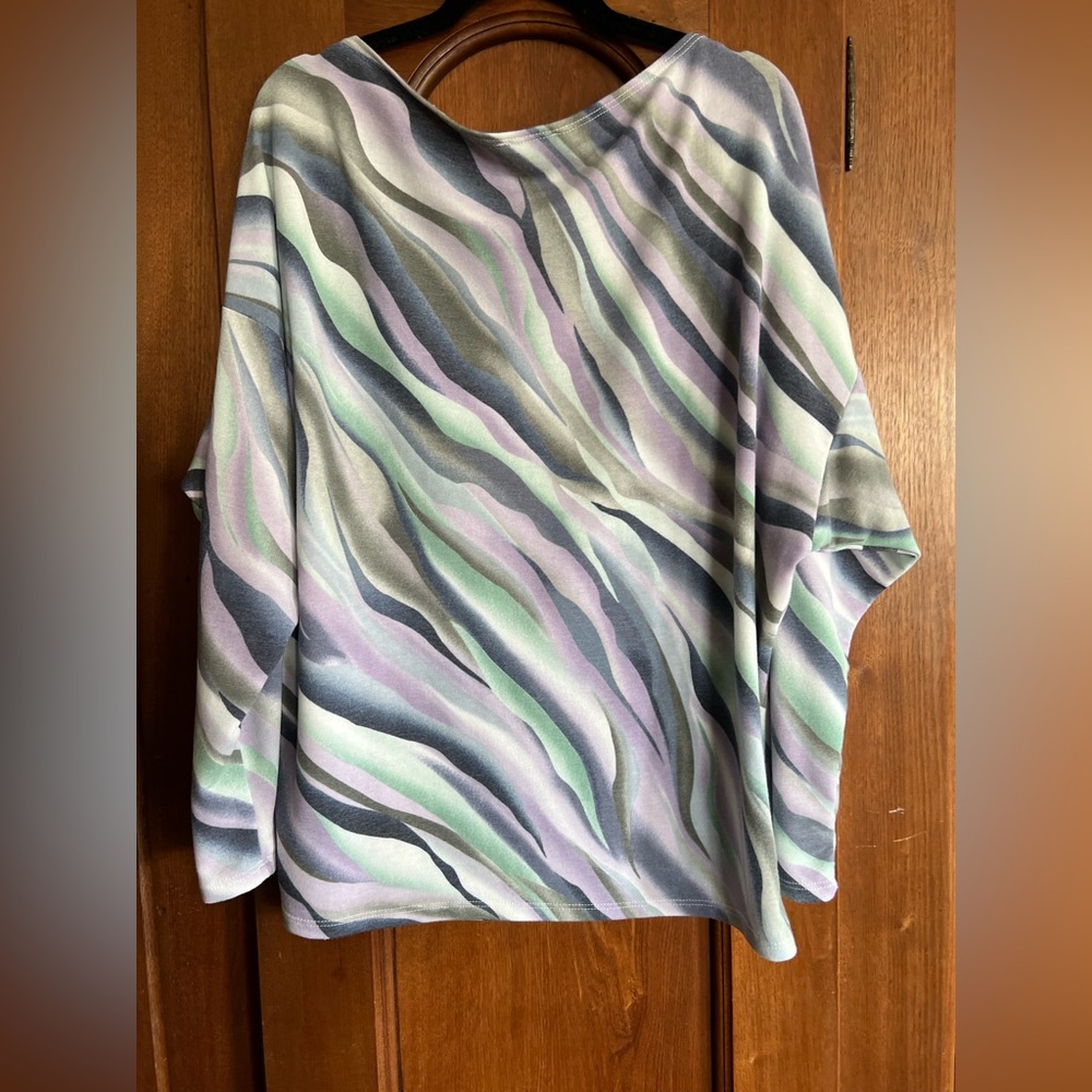 White Birch Multicolor Wave Long Sleeve Top - Picture 2 of 4